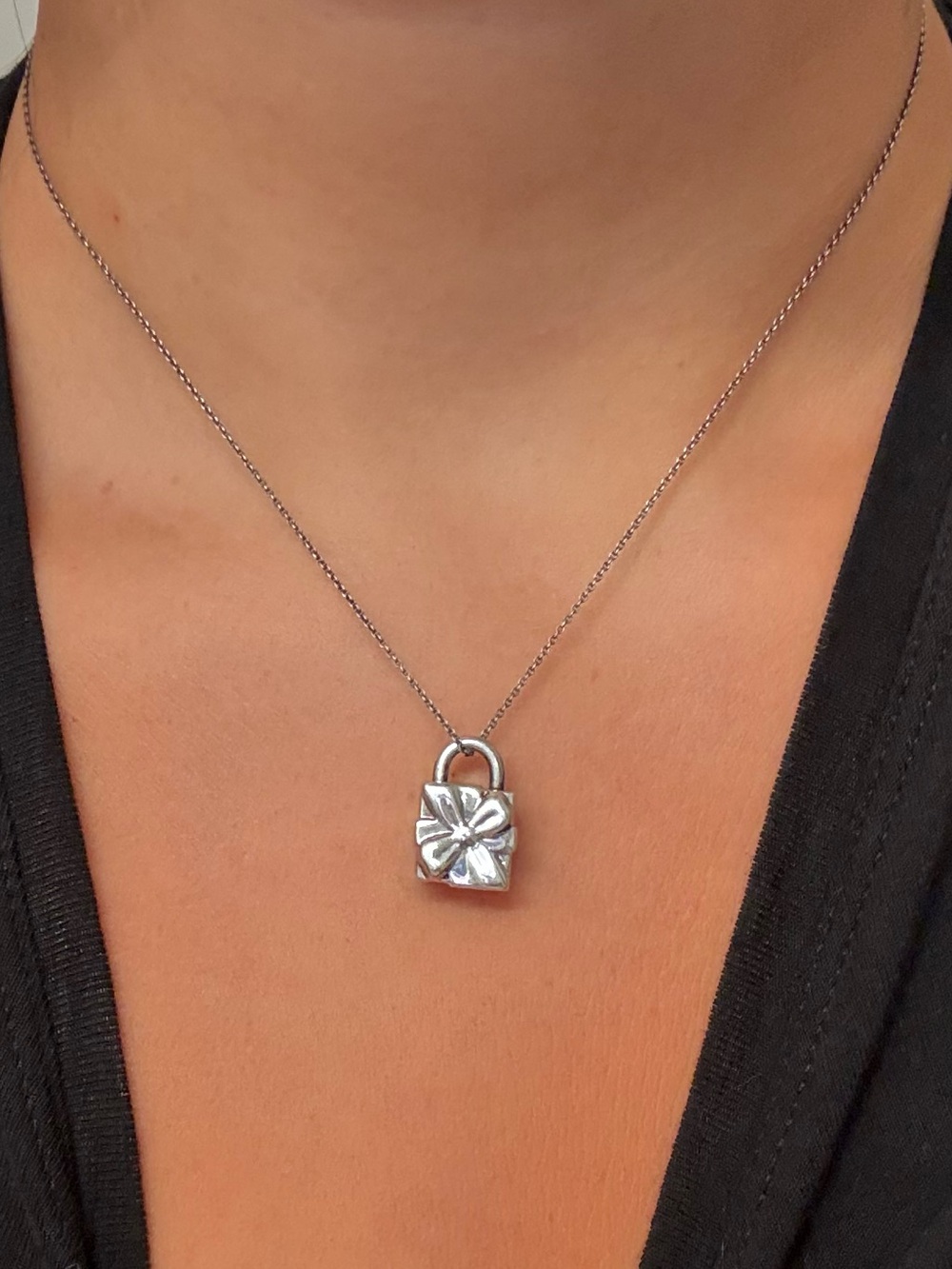 Tiffany & Co vintage Sterling Silver present  Padlock Pendant Necklace - Silver